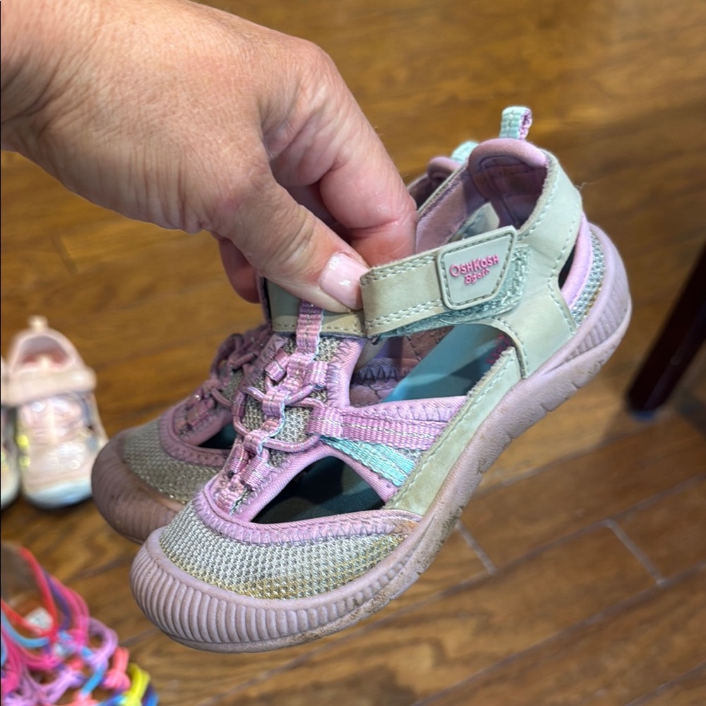 Colorful Kids Sandals Set - Picture 9 of 16